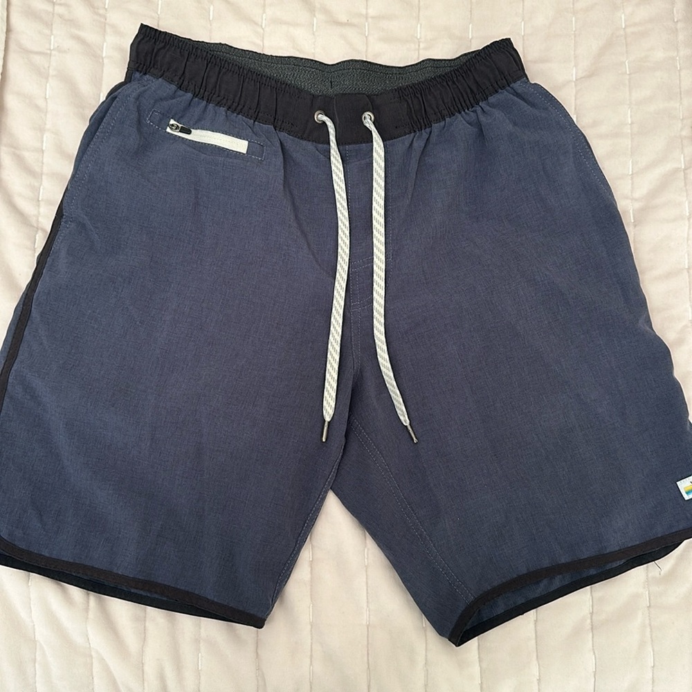 Vuori M men athletic short navy